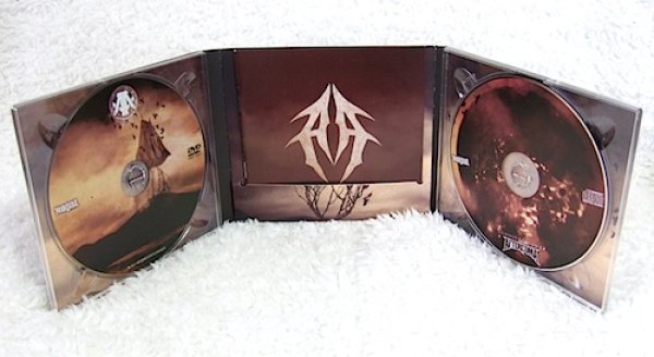 画像2: AFTERCOMA “Against the Sun” EP ボーナスDVD付き (2)